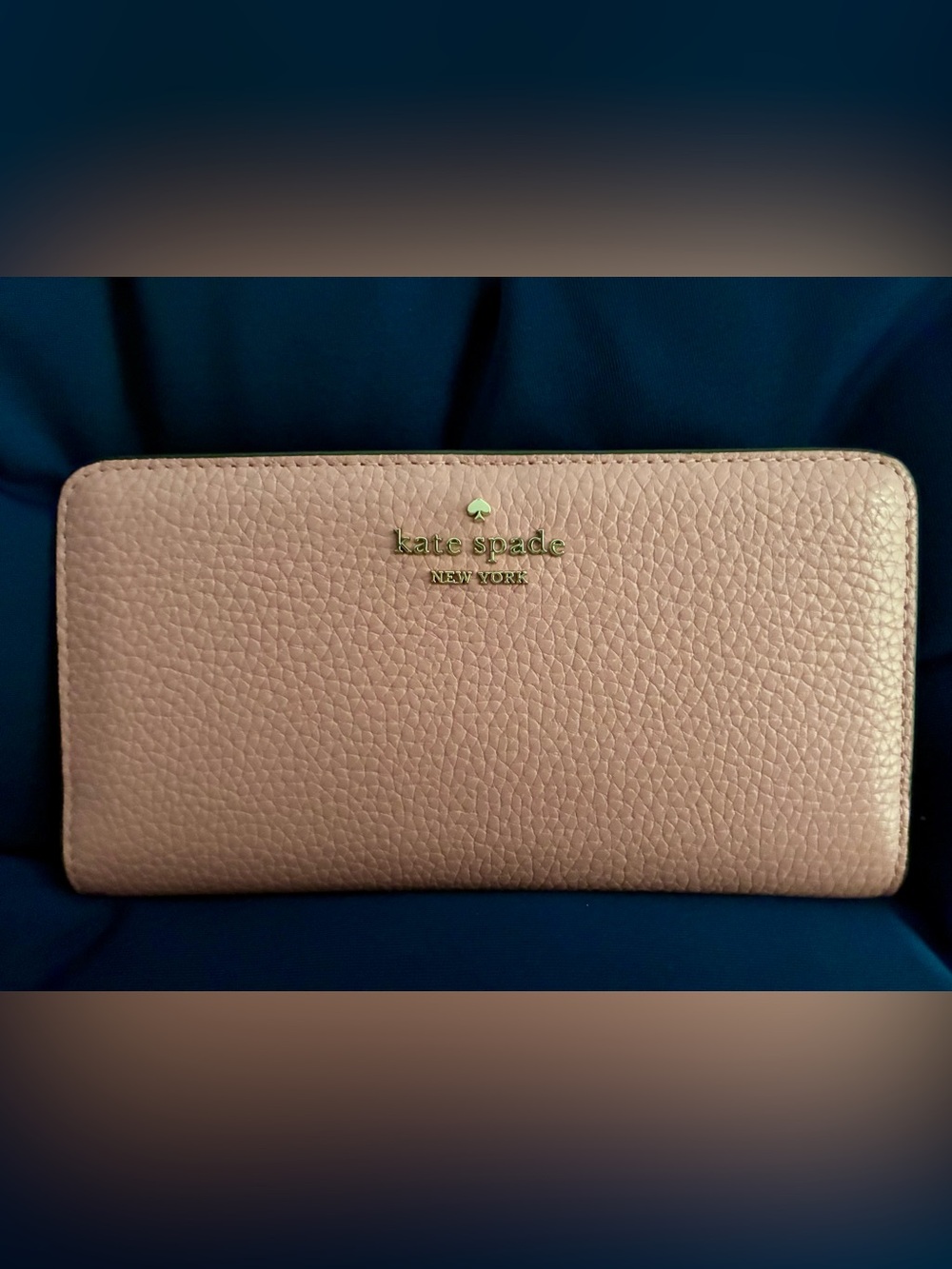 ♠️ Kate Spade Blush Pink Pebbled Leather Wristlet with Gold Logo